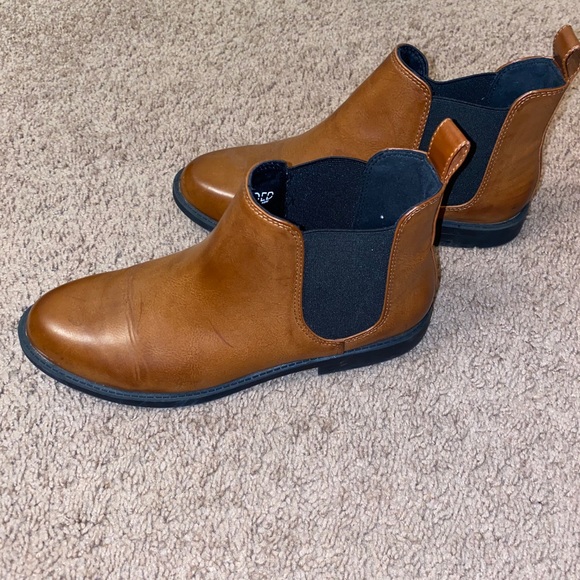 Outgrew - Picture 2 of 2